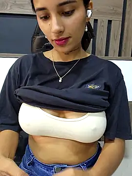 Lorena Mcfly online show from September 15, 1:22 pm