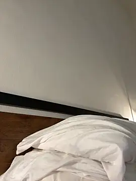 Snapshot of iriebusty chatting on November 17, 6:24 pm iriebusty online show from November 17, 6:24 pm