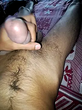 loveblzz online show from November 19, 7:30 am