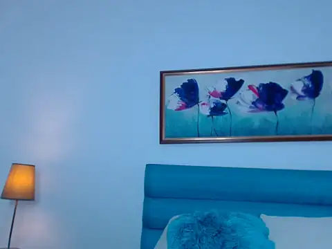 Snapshot of Abella-Stone chatting on October 7, 6:05 pm Abella-Stone online show from October 7, 6:05 pm