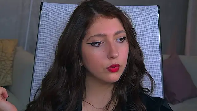 Mary Miiller online show from October 22, 11:54 am