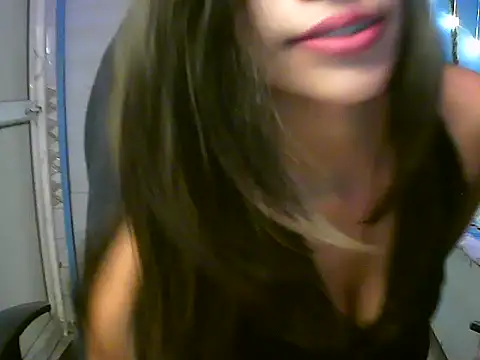 Snapshot of RENUKA_RAJPUT chatting on October 27, 5:28 pm RENUKA RAJPUT online show from October 27, 5:28 pm