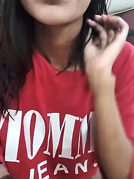 Snapshot of RENUKA_RAJPUT chatting on November 23, 2:39 pm RENUKA RAJPUT online show from November 23, 2:39 pm