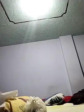 OliviaMorris1 online show from October 24, 10:44 am