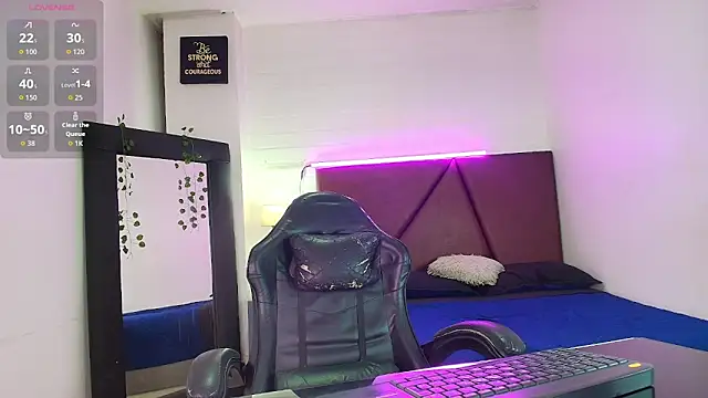 Lucass love online show from October 4, 6:06 pm