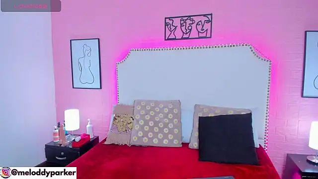 Meloddy Parkerr  online show from October 19, 4:35 am