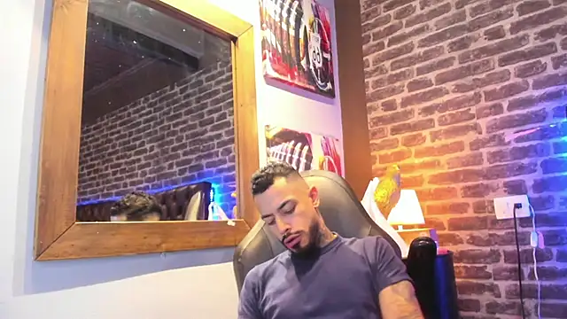 VinzenzRizzo online show from October 5, 4:22 am