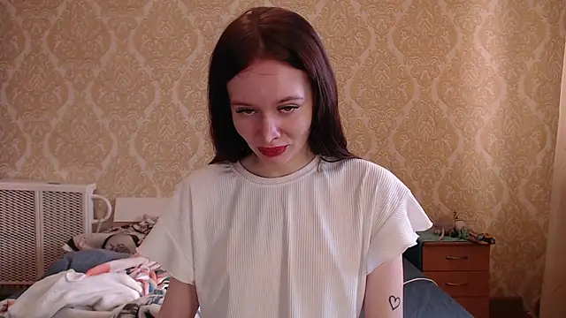 Kitkaat00 online show from October 2, 12:56 pm