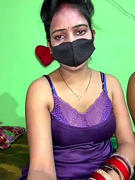SEXY-SIMI-BHABI online show from September 24, 8:06 am