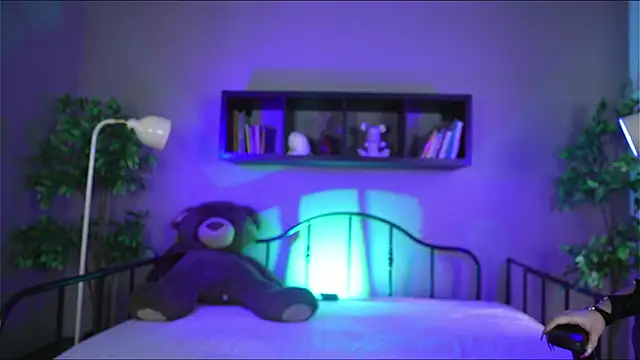 Sabrina bloom online show from October 28, 1:14 pm