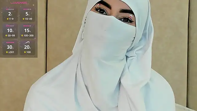  Zahiira  online show from September 12, 11:43 am