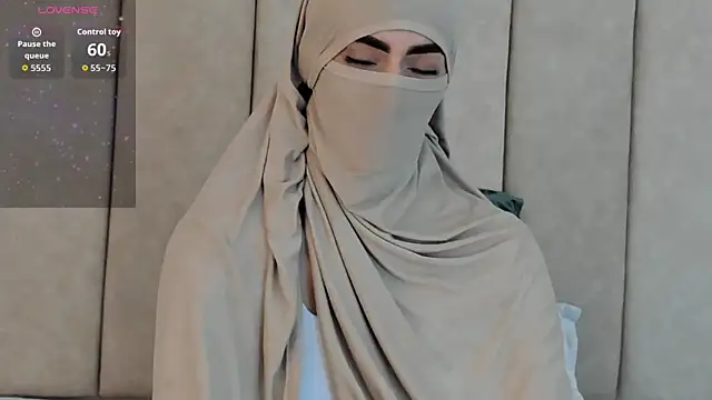  Zahiira  online show from November 29, 12:08 pm