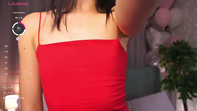 DaisyBlaze online show from November 19, 4:40 pm