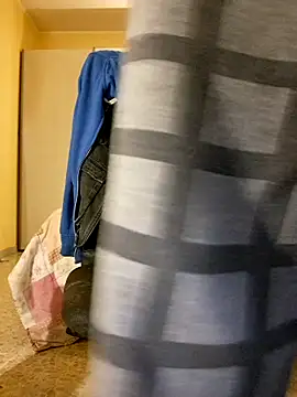 Snapshot of KalendaXL chatting on November 25, 7:36 pm KalendaXL online show from November 25, 7:36 pm