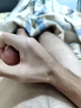 Snapshot of emrekzlk52 chatting on October 17, 8:11 pm emrekzlk52 online show from October 17, 8:11 pm