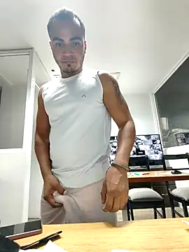 SanChacal5694 online show from September 10, 11:05 pm