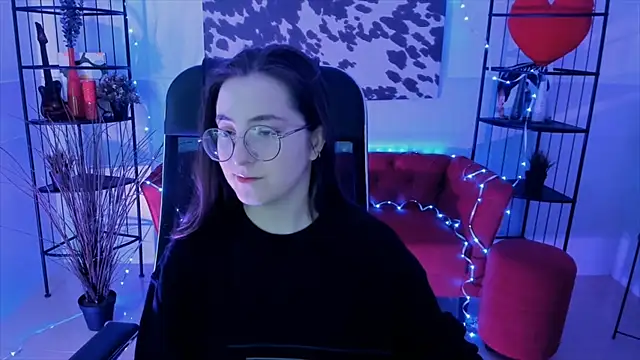 VirtuallVoyant online show from September 16, 5:08 am