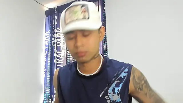  Logan Colton  online show from October 17, 8:22 pm