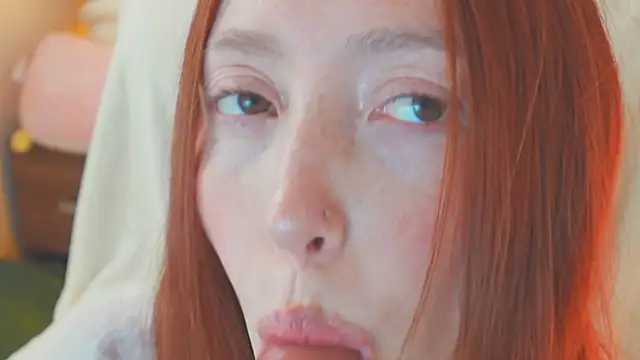 niilaa online show from December 3, 6:06 pm