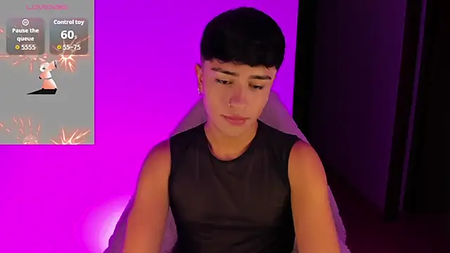 Snapshot of Matheewx_m chatting on September 24, 4:38 am Matheewx m online show from September 24, 4:38 am