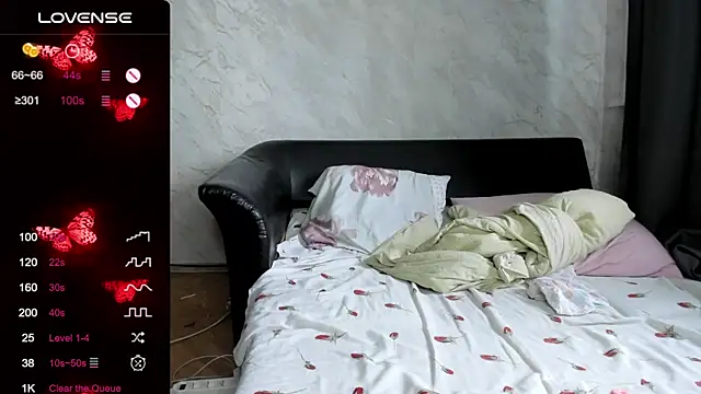 alice allens online show from October 18, 11:00 am