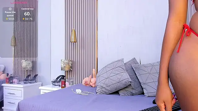 Snapshot of Skylar_Smith_ chatting on October 15, 12:38 pm Skylar Smith online show from October 15, 12:38 pm