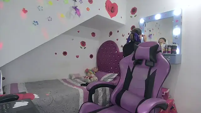 soffy rosses online show from October 16, 1:50 am