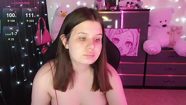 AmyVibess online show from October 6, 8:06 pm