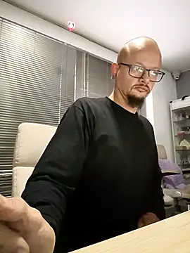 Snapshot of zain_kreigger chatting on September 14, 5:34 pm zain kreigger online show from September 14, 5:34 pm