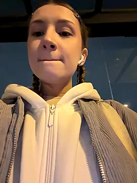 Snapshot of katexxxx chatting on November 5, 5:57 pm katexxxx online show from November 5, 5:57 pm