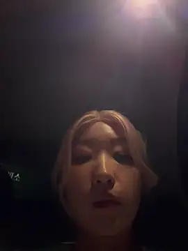 Snapshot of winter11 chatting on October 29, 12:07 pm winter11 online show from October 29, 12:07 pm