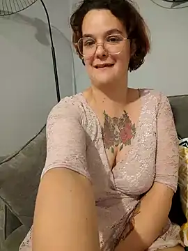 DadoTigresse online show from October 18, 7:03 pm