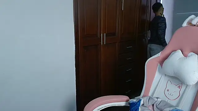 Aleecandrews online show from September 23, 7:39 pm