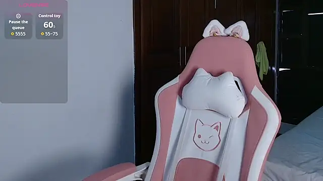 Aleecandrews online show from October 1, 7:20 pm