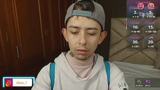 Aleecandrews online show from October 22, 7:13 pm