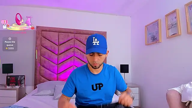 Snapshot of Lushian_ chatting on October 2, 2:02 pm Lushian online show from October 2, 2:02 pm