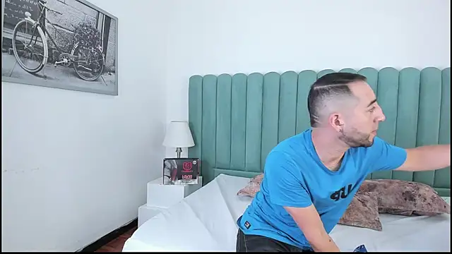 Snapshot of Lushian_ chatting on October 4, 2:26 pm Lushian online show from October 4, 2:26 pm