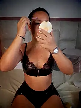 Marthina online show from September 14, 1:10 pm