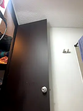 Marthina online show from November 25, 6:52 pm