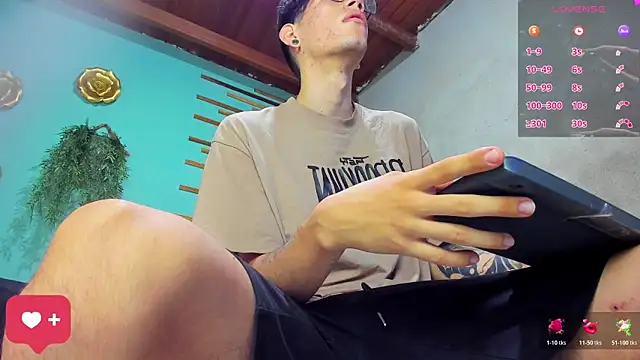 david huge online show from November 1, 1:35 pm