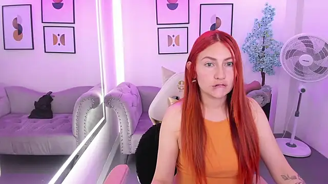 Alicia leclair online show from November 22, 7:02 pm