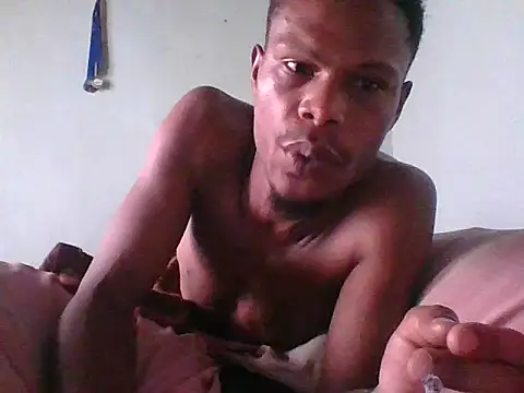 Snapshot of BIGBOYSOUTH chatting on October 28, 5:55 am BIGBOYSOUTH online show from October 28, 5:55 am