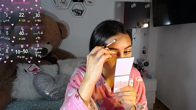 Snapshot of channel-rose1 chatting on November 3, 12:28 pm channel-rose1 online show from November 3, 12:28 pm