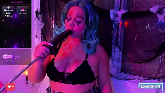 sharlotthe bigass online show from October 10, 3:27 am