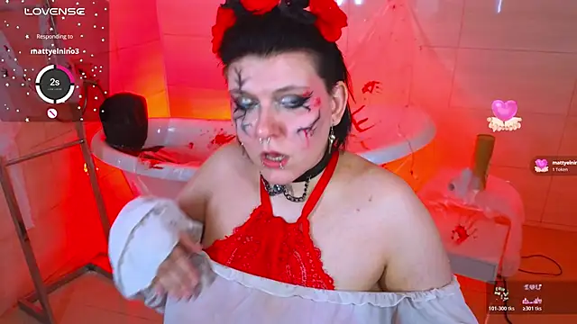 bluelunaray online show from October 18, 3:57 pm