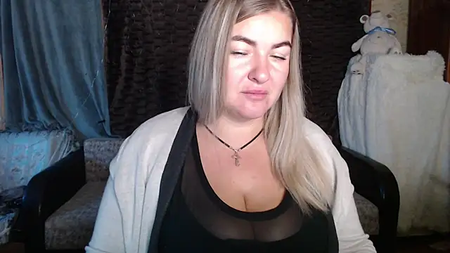 NikaSkylink online show from October 15, 3:39 am