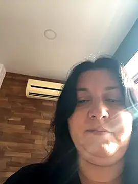 Liza Will online show from November 17, 7:36 am