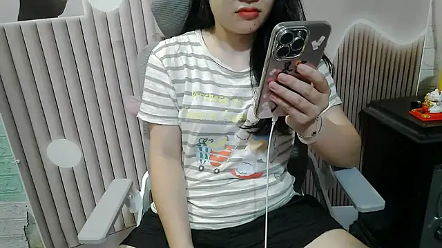 Emachiii online show from September 28, 4:29 am