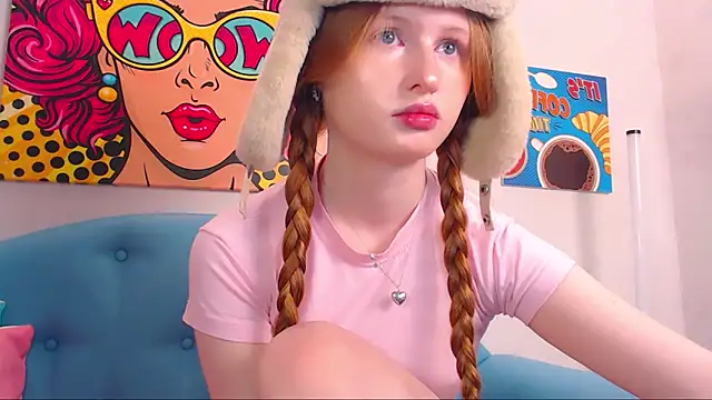 Snapshot of LuxXAngel chatting on September 14, 11:04 pm LuxXAngel online show from September 14, 11:04 pm