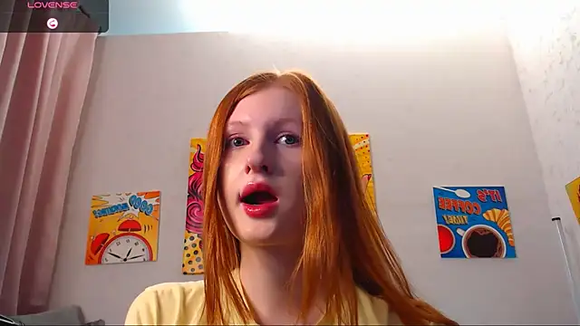 Snapshot of LuxXAngel chatting on October 27, 11:41 pm LuxXAngel online show from October 27, 11:41 pm